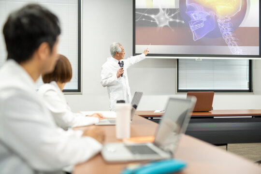 Meeting of Healthcare Worker