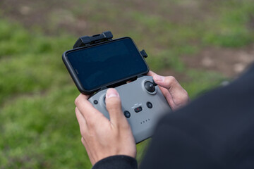 ドローン コントローラー プロポ ラジコン 操縦