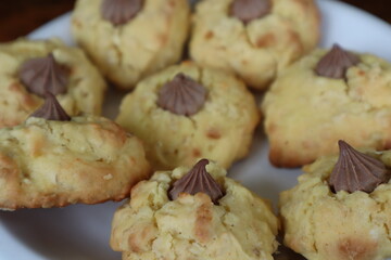 homemade chocolate chip cookies