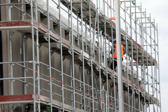 Metallgerüst Bilder Durchsuchen 52,345 Archivfotos,