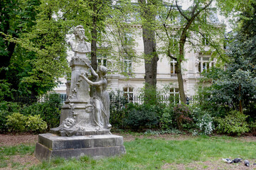 Fototapeta premium Monument à Edouard Pailleron au Parc Monceau