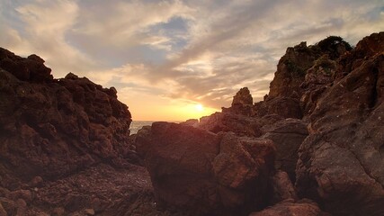ocean rock sunset spot japan 