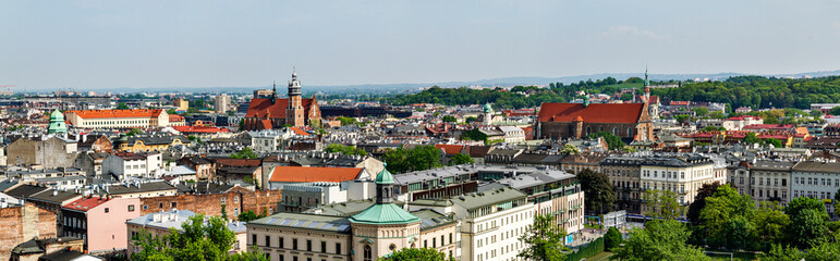 Obraz premium Panoramic View of Krakow Town Skyline 