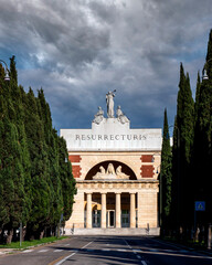 Verona - Viale del Cimitero Monumentale