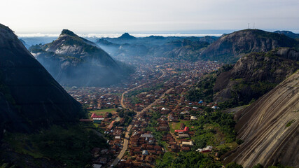 Aerial shot of the beautiful Idanre Town in Ondo State captured in Nigeria - obrazy, fototapety, plakaty