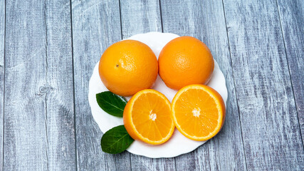 비타민 C가 풍부하고 달콤하여 남녀노소 누구나 좋아하는 오렌지