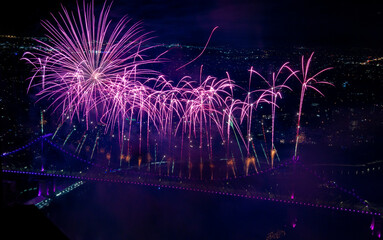 Fireworks Over Story Bridge in Brisbane Australia | Riverfire Festival Queensland, Australia - obrazy, fototapety, plakaty
