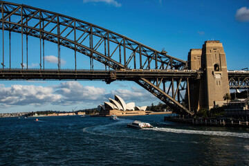 Fototapeta premium Sydney Opera House and the Harbour Bridge