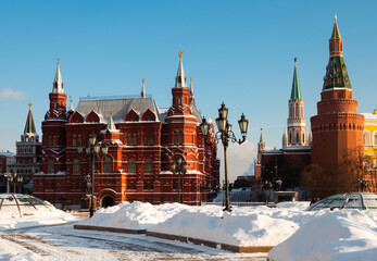 Obraz premium Winter view of Manezhnaya Square in the center of Moscow, located next to the Kremlin of the capital, Russia