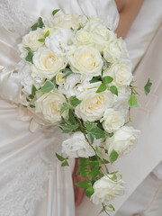 ブライダルイメージ花束ブーケ、優雅で華麗、とてもエレガントで素晴らしいフラワーアレンジメント