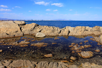 Seaside scenery, the sea under the blue sky