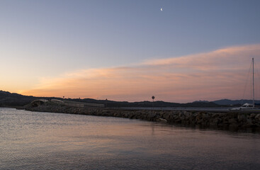 Alba sul ponte di Caprera