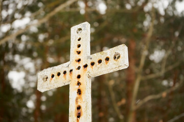 cmentarny krzyż