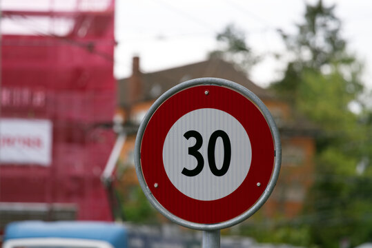 Road sign speed limit 30 kilometers per hour. Photo taken May 11th, 2021, Zurich, Switzerland.