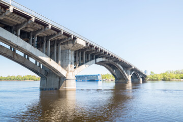 Close-up of the bridge on the Dnieper