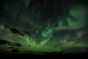 Fototapeta na wymiar Polarlichter am Himmel nach einem Sonnensturm in Island