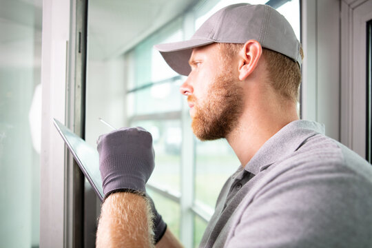 Tür Und Fensterbauer In Der Nähe Fensterbauer Bilder – Durchsuchen 41,022 Archivfotos, Vektorgrafiken