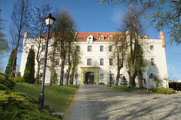 Ryn. Zamek komturów. Polska - Mazury - Warmia.