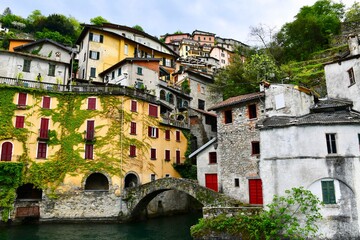 Fototapeta na wymiar Old Italian Village on Lake Como