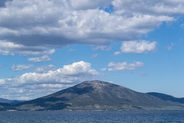 Fototapeta premium Mountain at the sea
