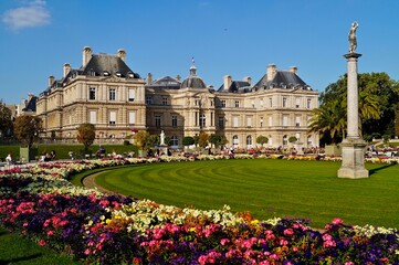 Fototapeta na wymiar Luxembourg Gardens in Paris