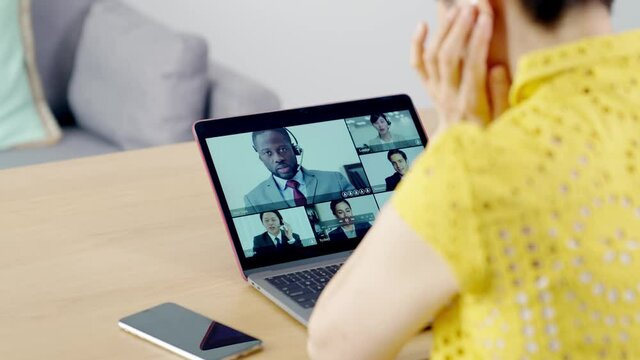 ビデオ会議イメージ　ウェビナー　テレワーク　リモートワーク