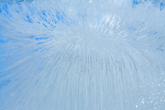 凍結した氷の中の気泡