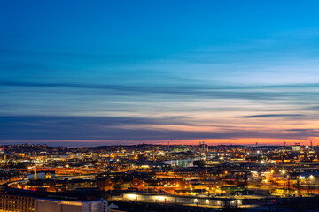 Fototapeta na wymiar City skyline at sunset