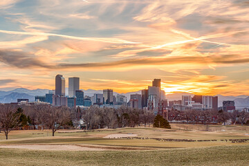 Beautiful Denver, Colorado city skyline at sunset - obrazy, fototapety, plakaty