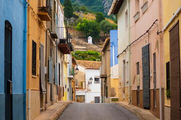 Fototapeta na wymiar Narrow and picturesque streets in Benimeli (Alicante, Spain). 
