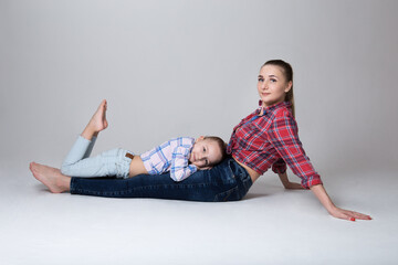 mom and daughter together, lies on mother's lap, feels safe, coach and athlete calmness