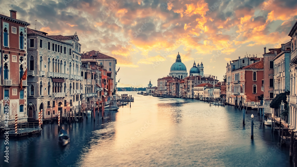 Poster The city of Venice in the morning, Italy