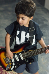 Menino rock n roll