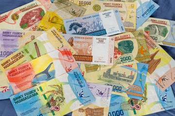 Scattered Madagascar bills, Money of any value,