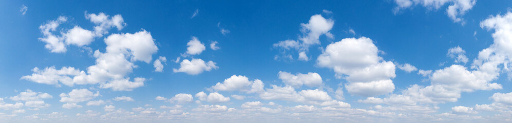 Obraz na płótnie Canvas Panorama Blue sky and white clouds. Bfluffy cloud in the blue sky background