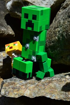 Creeper Minecraft Images – Browse 111 Stock Photos, Vectors, and Video