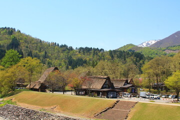 Shirakawa-gō (白川郷), traditional town houses in Toyama prefecture | Typical thatched roof houses