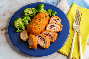 Chicken Cordon Bleu Broccoli
