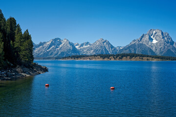 Grand Tetons and Jackson Lake © Kenneth Sponsler