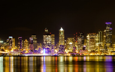 Obraz na płótnie Canvas Seattle city scape at night with reflection lake,Seattle,Washington,USA