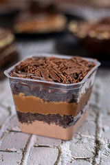 Pot Cake - Chocolate cake with brigadeiro and chocolate shavings