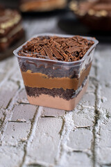 Pot Cake - Chocolate cake with brigadeiro and chocolate shavings