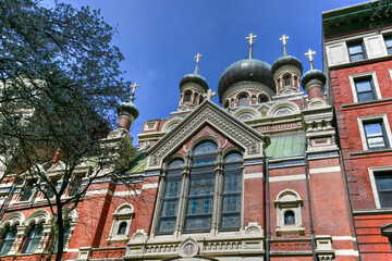 Fototapeta na wymiar Saint Nicholas Russian Orthodox Cathedral - NYC