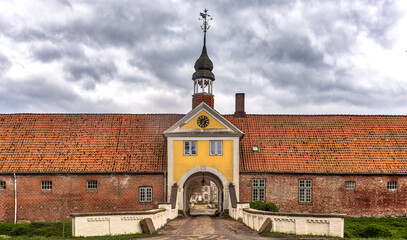 Gut Damp im Schleswig Holstein Einfahrt