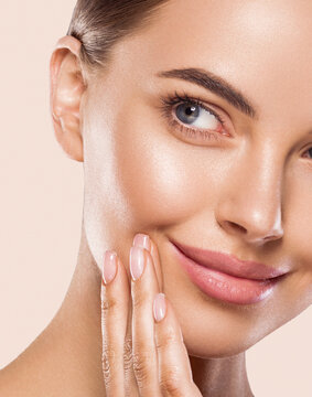 Beauty face woman close up face natural make up healthy beauty skin care