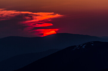 zachód słońca z połoniny Caryńskiej Bieszczady 