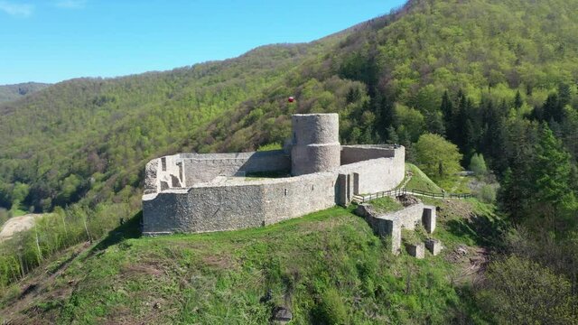 Ruins of medieval castle in Rytro (Zamek w Rytrze) - aerial view, Poland
