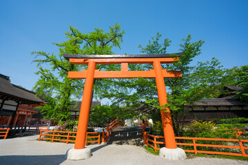 Fototapeta na wymiar 京都　下鴨神社の楼門