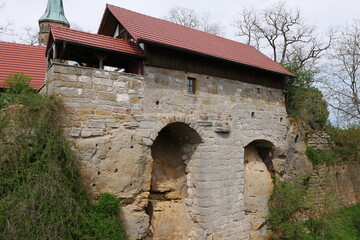 Fototapeta na wymiar Vorburg und Burggraben Burg Altenstein Haßberge