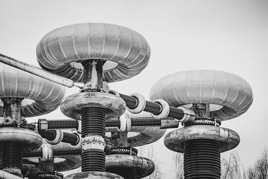 Details of the giant outdoor Tesla's coil